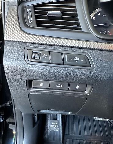 small car: Hyundai Sonata: 2018 г., 2 л, Автомат, Бензин, Седан — 6