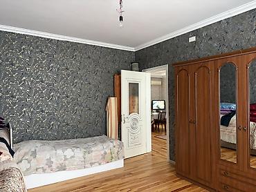 mini parnik: 1 həyə evi və 1 torpaq sahəsi (yan-yana). Hər biri 5 sotdur. Yeni — 9