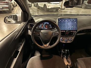 мини пикап: Chevrolet Spark: 2018 г., 1 л, Автомат, Бензин, Хэтчбэк — 10