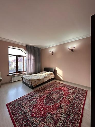 Продажа коттеджей и домов: 🏡 Продается элитный особняк на первой линии в районе Ынтымак! •	370 — 10