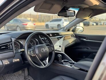 Toyota: Toyota Camry: 2018 г., 2.5 л, Гибрид, Седан — 13