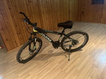 velosiped olympia: İşlənmiş Şəhər velosipedi Adidas, 26", Ünvandan götürmə