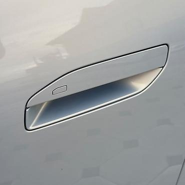 GAC: Марка GAC Aion Модель 160 Спецификация Plug in Hybrid Комплектация — 15