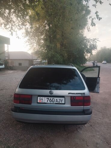 Volkswagen: Volkswagen Passat: 1996 г., 1.8 л, Механика, Бензин, Пикап
