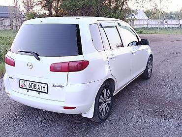 Mazda: Mazda Verisa: 2003 г., Хэтчбэк — 9