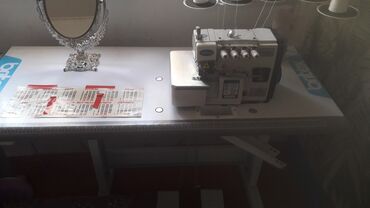 швейная машинка: Швейний машина Жана аберлок сатылат швейний машина: 35000 аберлок