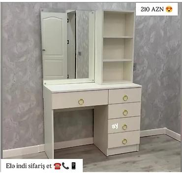Komodlar: Ağ rəngli güzgülü makiyaj masası və rəfli komod dəsti - Üst paneldə — 1