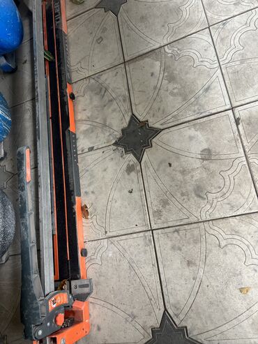 строй инструменты: Сдам в аренду Утюги, Строительные леса, Опалубки