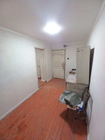 продаю связи с переездом: 30 м²