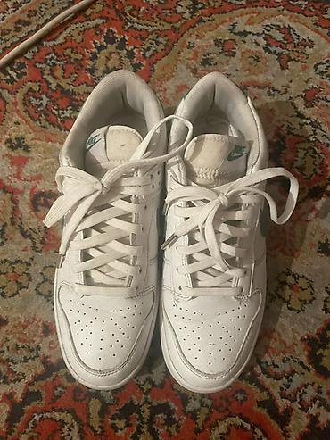 Мужские кроссовки, 38.5, 39, 39.5, Nike, Б/у, цвет - Белый, Самовывоз