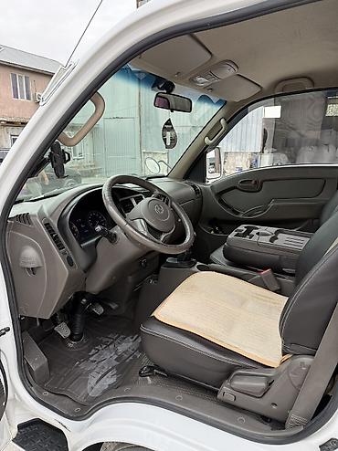 Унаа сатуу: Hyundai Porter: 2020 г., 2.5 л, Кол менен иштөөчү, Дизель, Лимузин — 10