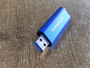 flash drive: Нерабочая флешка. Не знаю что случилось с ней но она перестала — 2