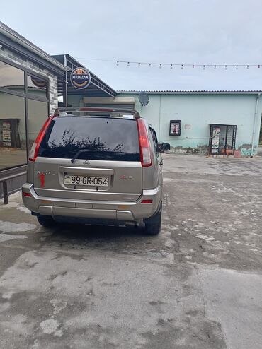 Nissan: Nissan X-Trail: 2 l | 2002 il Ofrouder/SUV — 4