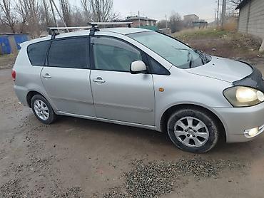 Toyota: Toyota Ipsum: 2002 г., 2.4 л, Автомат, Бензин, Универсал — 8