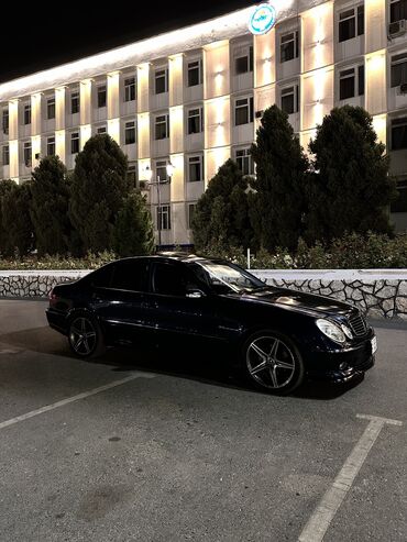 меняю дом на машину: Mercedes-Benz E-Class: 2003 г., 5 л, Автомат, Бензин, Седан
