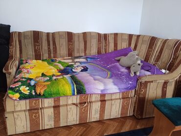 мебель угловой диван: Угловой диван, цвет - Коричневый, Б/у