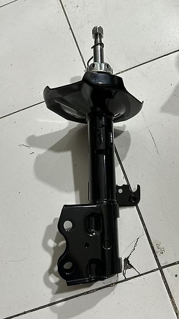 pirus: 333389 Toyota Prius 20 Ön Amortizator — Amortizator, amartizator — 1