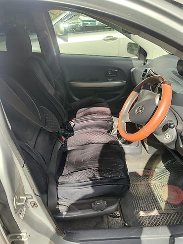 стекло на ист: Toyota Ist: 2003 г., Автомат, Бензин, Хэтчбэк — 3