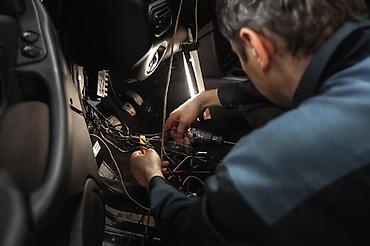 Другие автоуслуги: Автоэлектрик с выездом. Профессиональная диагностика и ремонт — 4