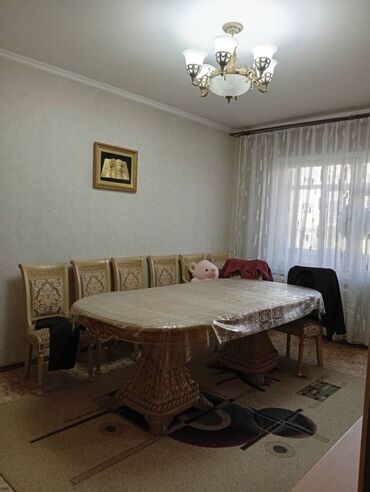 старый вокзал: 3 бөлмө, 62 кв. м, 105-серия, 2 кабат, Эски ремонт
