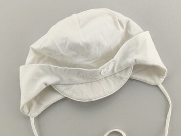 biała czapka reserved: Czapka, stan - Zadowalający