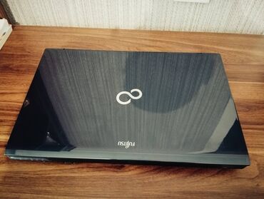 notebook casper: Intel Core i3, 8 GB, 15.6 "