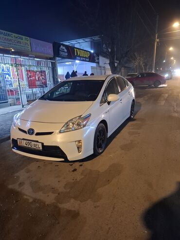 Toyota: Toyota Prius: 2014 г., 1.8 л, Автомат, Гибрид, Хэтчбэк