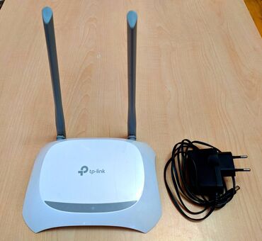 5g wifi modem: Modem router TP-Link W840, son modellərdən biridir, heç bir problemi