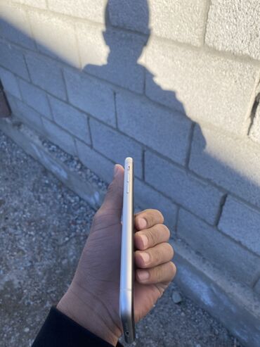 Apple iPhone: IPhone 11, Б/у, 128 ГБ, Белый, Чехол — 2