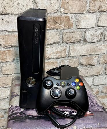 Xbox 360: XBOX 360, в хорошем состоянии, все работает, прошитый, в комплекте