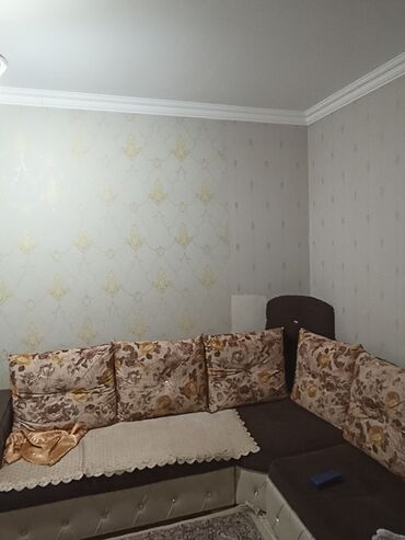 Həyət evləri və villaların satışı: Salam. Lokbatanda 70 metr medeniyyet sarayiyla mesafede, 2 mertebeden — 8