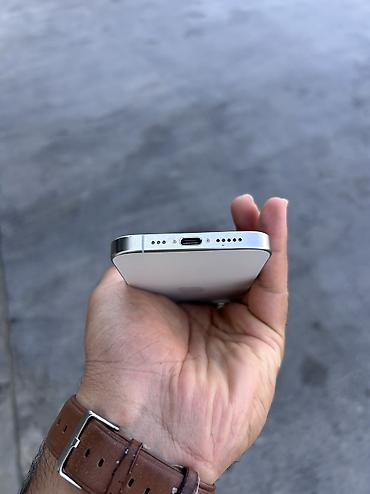 iphone en ucuz telefon: IPhone 15 Pro, 128 GB, White Titanium, Face ID, Simsiz şarj, Zəmanət — 5