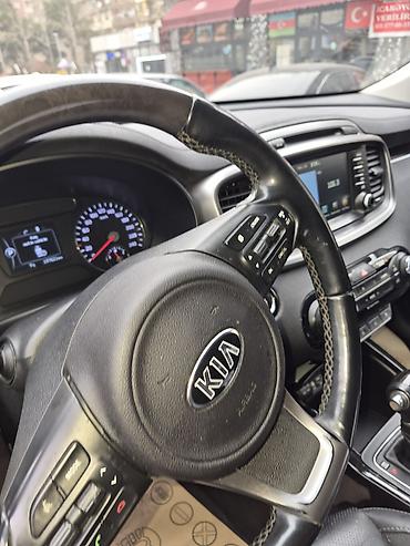 Kia: Kia Sorento – geniş və rahat krossover Xüsusiyyətlər və təchizat: - — 28