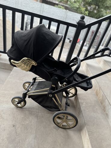 прогулочная коляска cybex бу: Коляска, цвет - Черный, Б/у