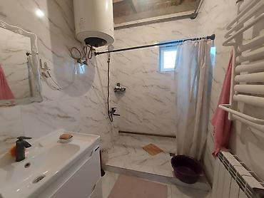 ак ордо дом продается: 4 комнаты, 110 м², 4 соток, Бишкек, Ак-Ордо 2 ж/м Агентство недвижимости — 4