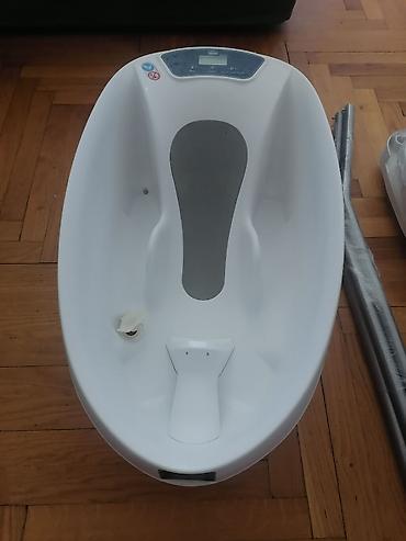 stolica merdevine: Aqua Scale by Baby Patent – pametna kada za bebe sa digitalnom vagom i — 1