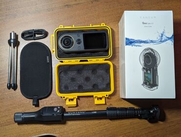 видеокамера со штативом: 360 камера Kandao QooCam 8k + Крутой комплект Kandao QooCam 8K –