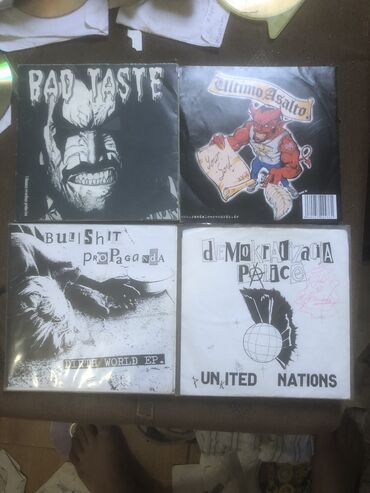 Kasete, CD i DVD: Punk rock diskovi i ploce — 23