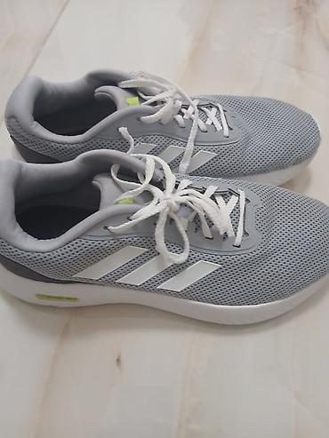 Sportske patike Adidas, sivo-bele boje. - Model sa mrežastim (mesh) na lalafo.rs — 2 Sportske patike Adidas, sivo-bele boje. - Model sa mrežastim (mesh) — 2
