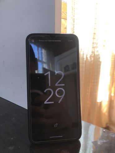 покко телефон: Google Pixel 4A, Колдонулган, 128 ГБ, түсү - Кара, 1 SIM, eSIM