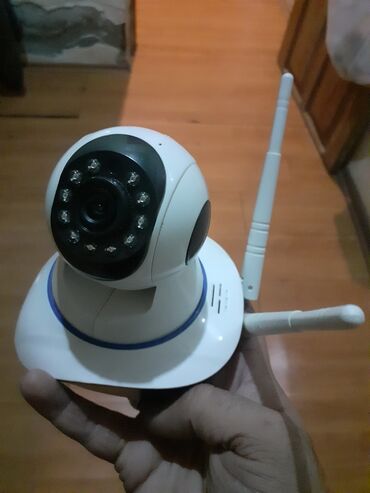 скрытые камеры видеонаблюдения для квартиры: Wi‑Fi IP təhlükəsizlik kamerası - 360° əhatə üçün dönən PTZ quruluşu