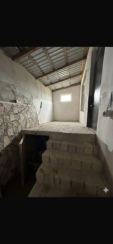 Həyət evləri və villaların satışı: 3 otaqlı, 100 kv. m, Orta təmir — 3