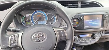 Toyota: Toyota Yaris: 1.5 l. | 2015 έ. Χάτσμπακ — 7