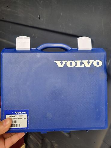 h7: Набор ламп и предохранителей Volvo в фирменном кейсе - Оригинальный — 2