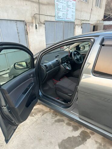 Toyota: Toyota WISH: 2003 г., 1.8 л, Автомат, Бензин, Минивэн — 10