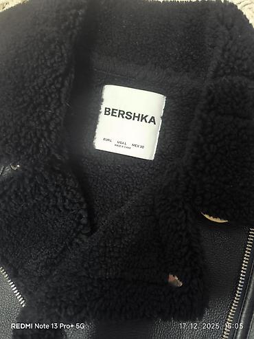 command nike air max: Bershka zenska/bikerska jakna od eko kože sa toplom „shearling” — 1