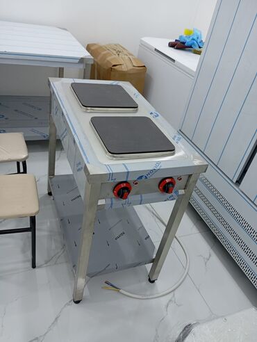 Baklar və çənlər: Peçi, yanacaq - Elektrik