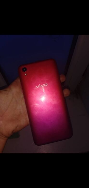 чехлы для телефона и планшета: Vivo Y91i, Б/у, 32 ГБ, цвет - Красный, 1 SIM