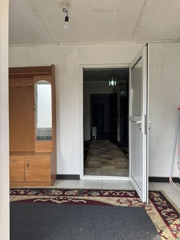 Долгосрочная аренда домов: 100 м², 4 комнаты, Бронированные двери, Евроремонт, Забор, огорожен — 11