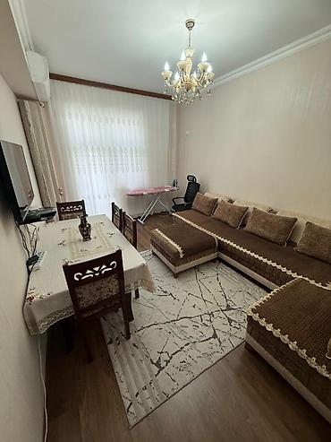 Mənzillər: 3 otaqlı, Yeni tikili, 75 kv. m — 1
